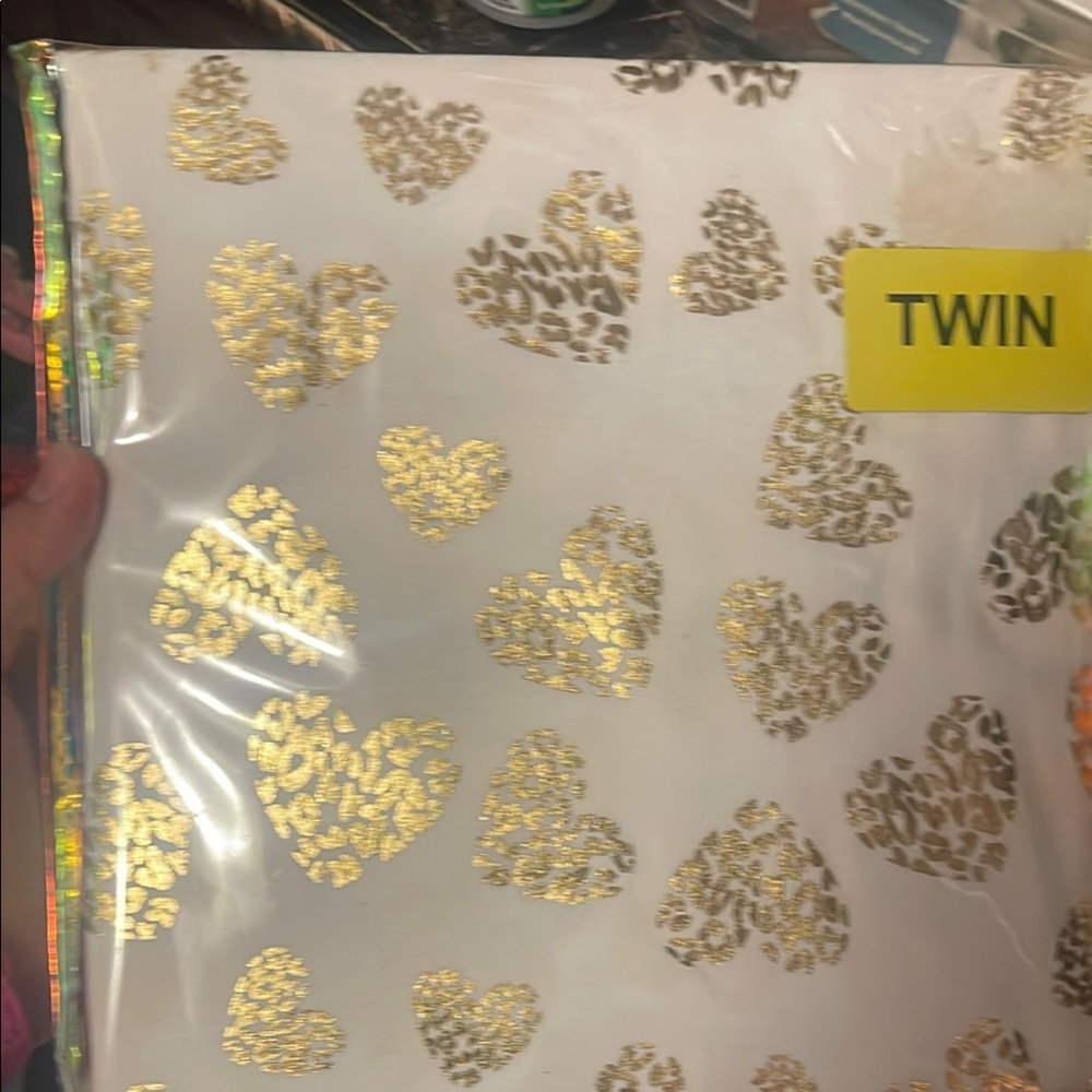 Gold Heart Twin Sheet Set